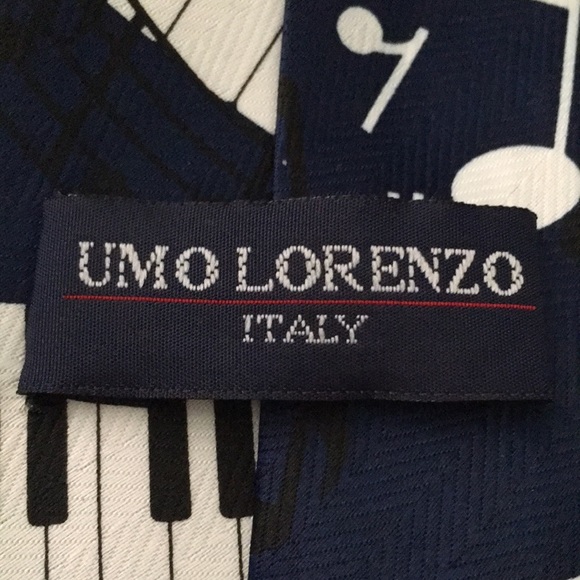 Umo Lorenzo Piano Tunes Necktie 🎶 - Picture 2 of 6